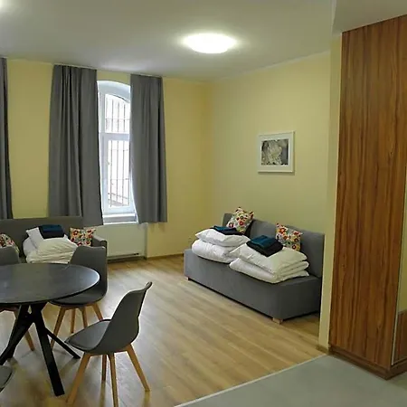 Anieli Krzywoń Hostel Szczecin