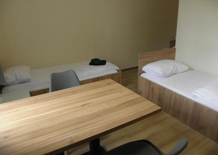 Anieli Krzywon ホステル